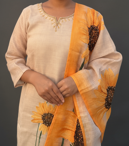 Sunflower printed linen